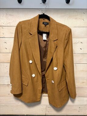 Reitmans Double-Breasted Blazer in Camel